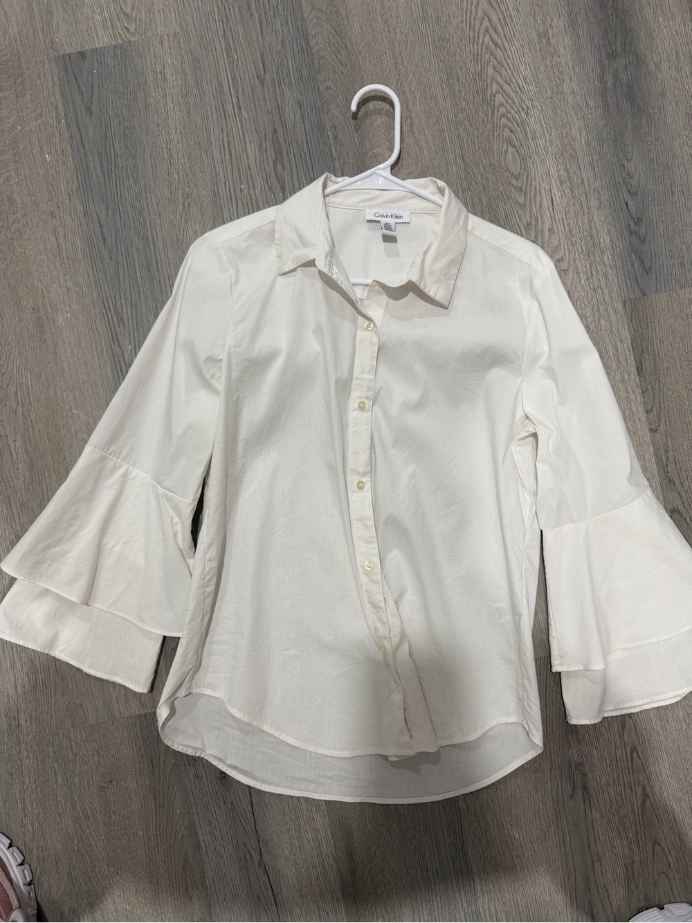 Calvin Klein Cream Tiered Bell-Sleeve Button-Down Shirt